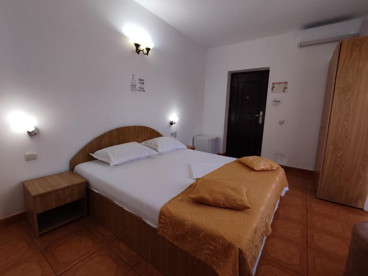 Vila Fery Costinesti Exterior photo